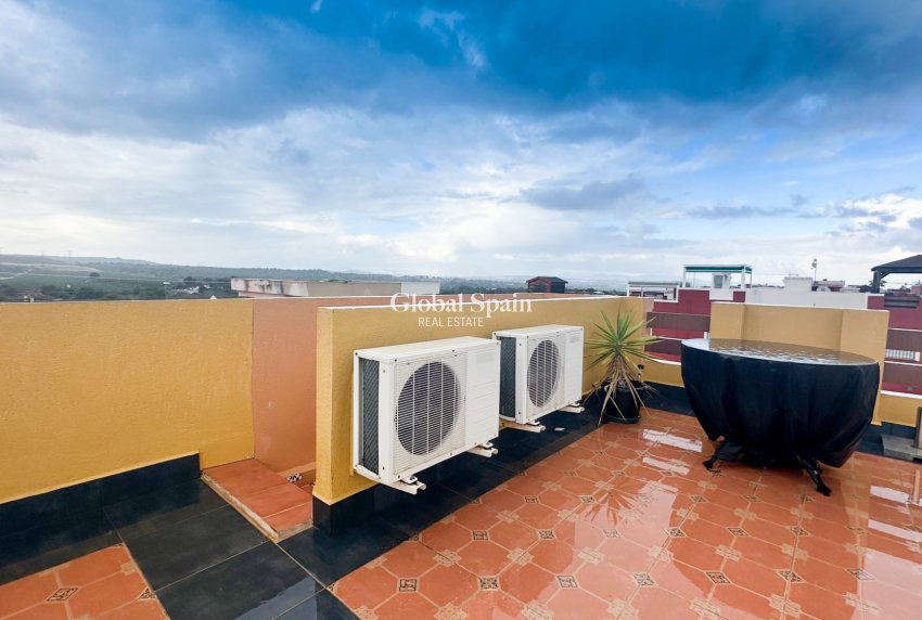 Resale - APARTMENT -
ORIHUELA COSTA - Costa Blanca