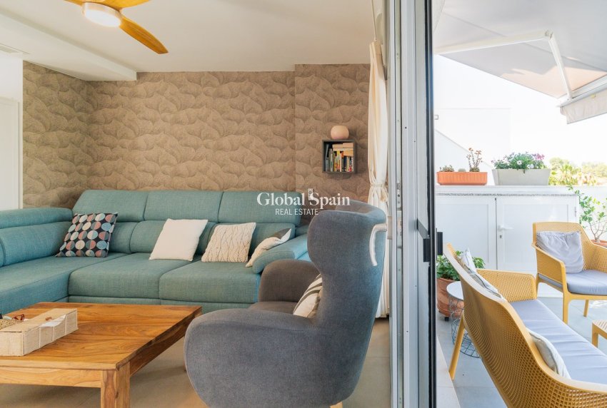 Resale - APARTMENT -
ORIHUELA COSTA - Costa Blanca