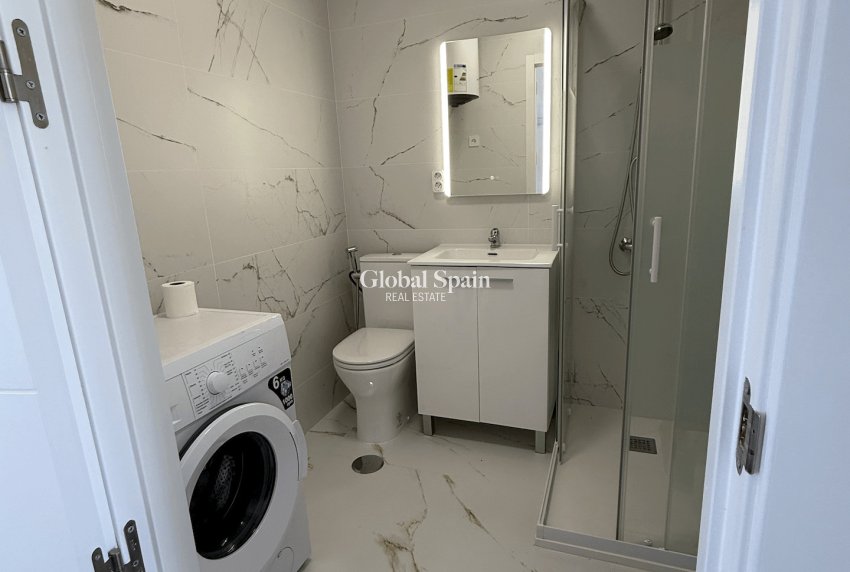 Resale - APARTMENT -
ORIHUELA COSTA - Costa Blanca