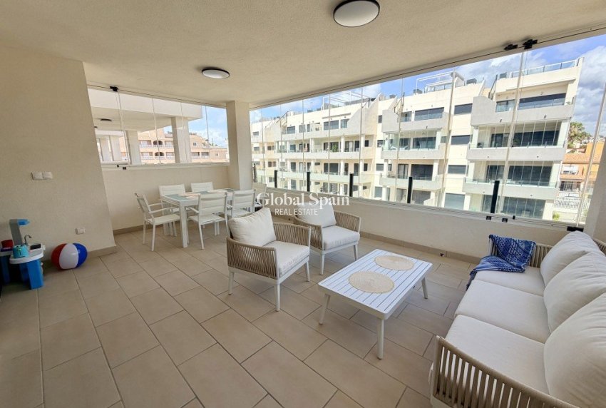 Resale - APARTMENT -
ORIHUELA COSTA - Costa Blanca