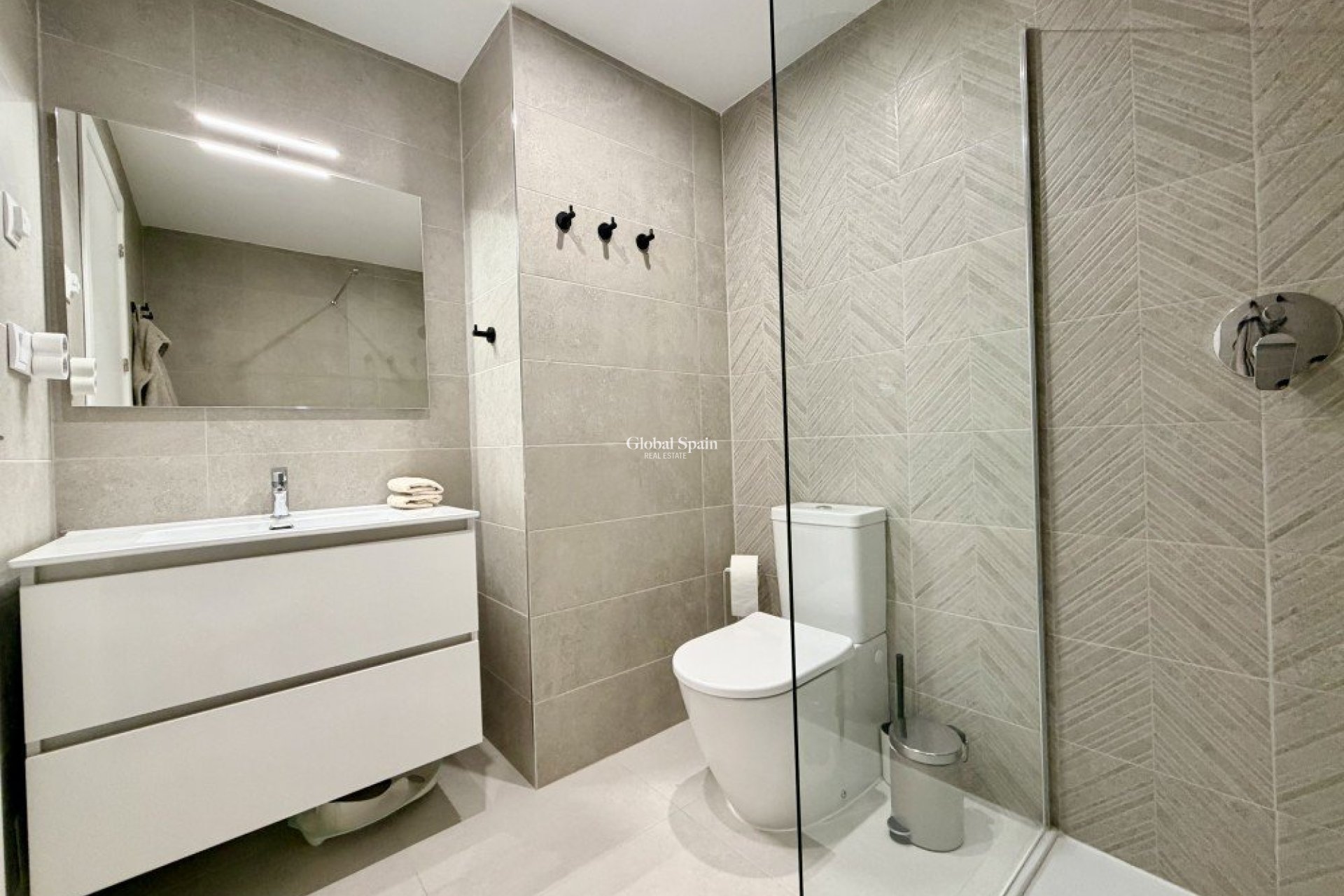 Resale - APARTMENT -
ORIHUELA COSTA - Costa Blanca