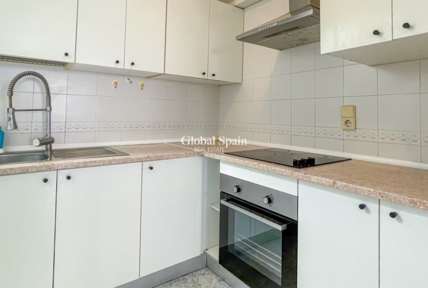 Resale - APARTMENT -
ORIHUELA COSTA - Costa Blanca