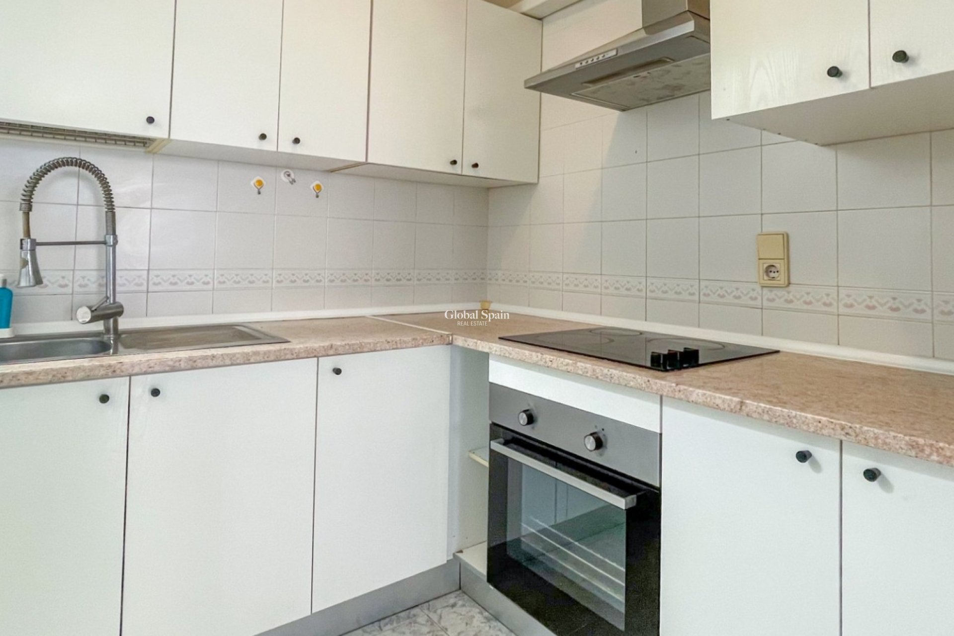 Resale - APARTMENT -
ORIHUELA COSTA - Costa Blanca