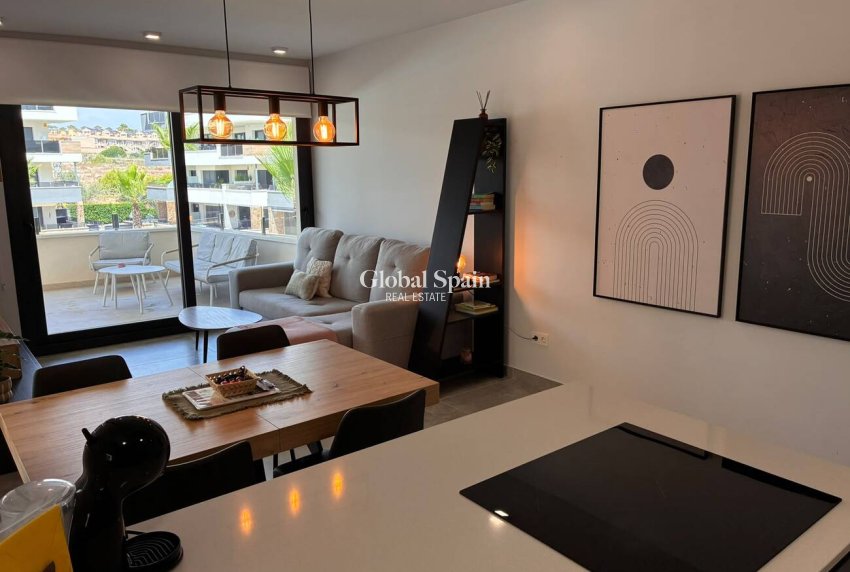 Resale - APARTMENT -
ORIHUELA COSTA - Costa Blanca