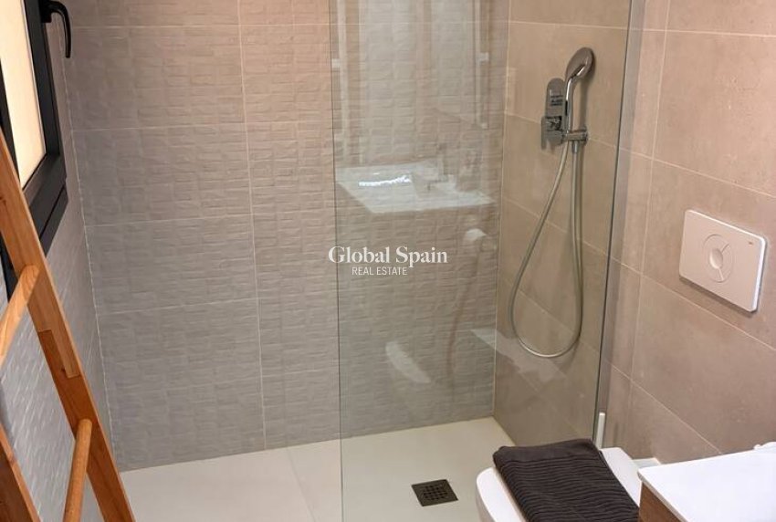 Resale - APARTMENT -
ORIHUELA COSTA - Costa Blanca