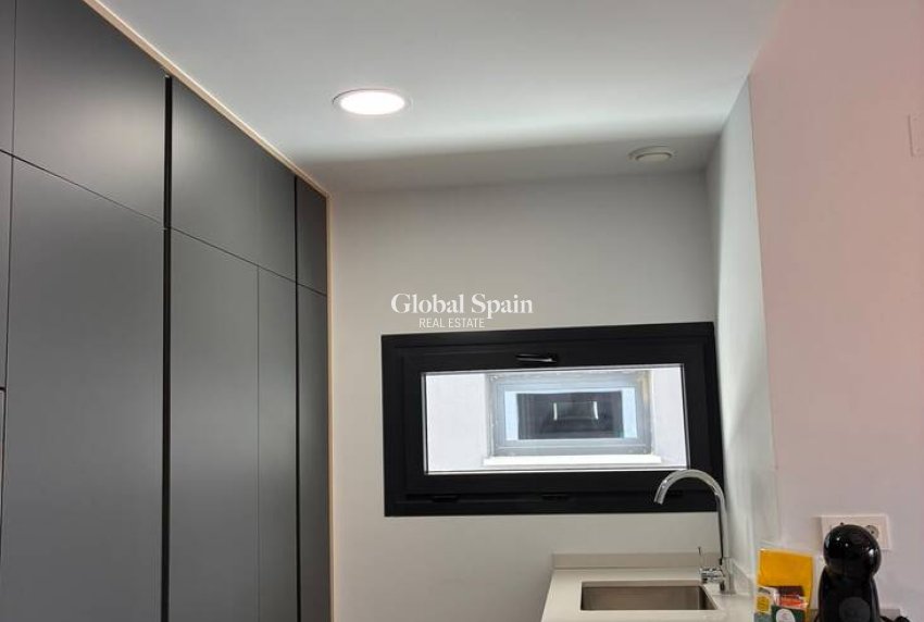 Resale - APARTMENT -
ORIHUELA COSTA - Costa Blanca