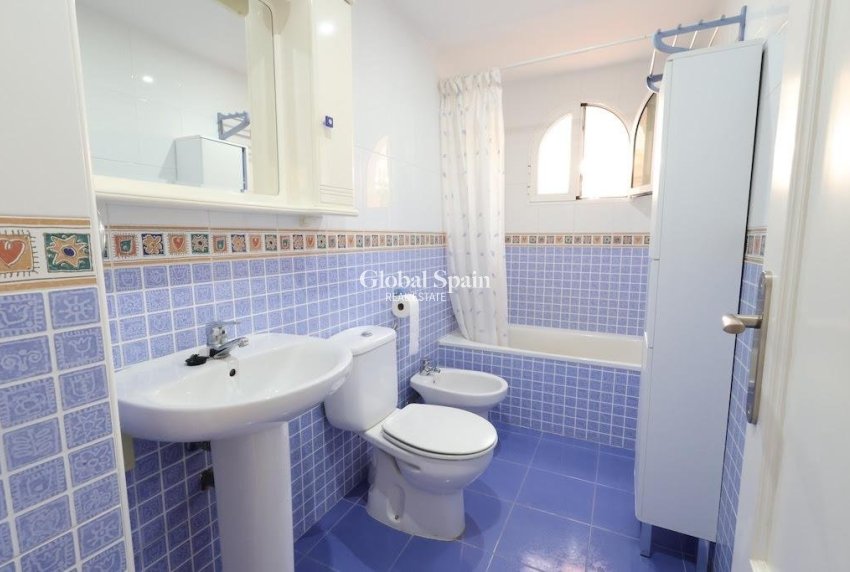 Resale - APARTMENT -
ORIHUELA COSTA - Costa Blanca