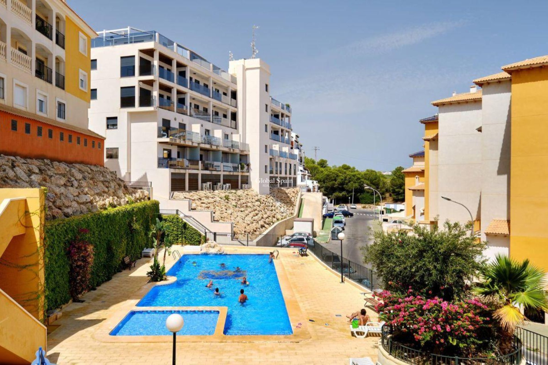 Resale - APARTMENT -
ORIHUELA COSTA - Costa Blanca
