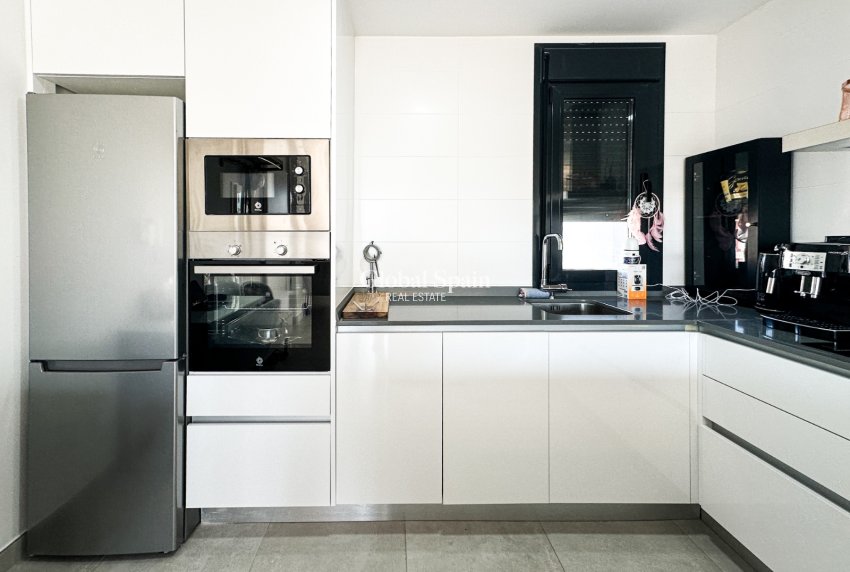 Resale - APARTMENT -
ORIHUELA COSTA - Costa Blanca