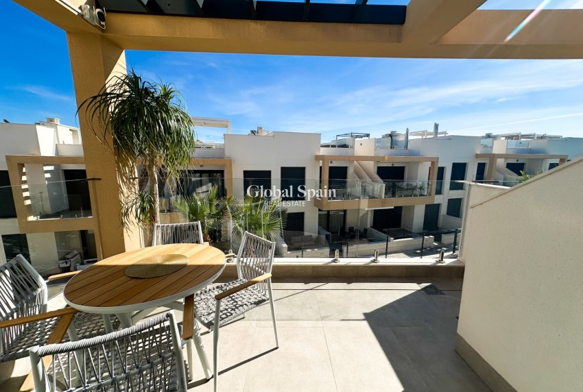 Resale - APARTMENT -
ORIHUELA COSTA - Costa Blanca