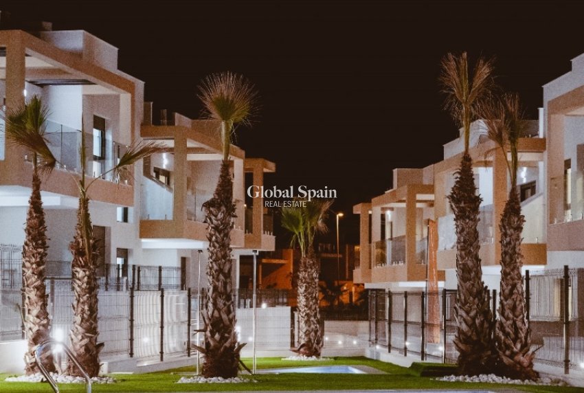 Resale - APARTMENT -
ORIHUELA COSTA - Costa Blanca