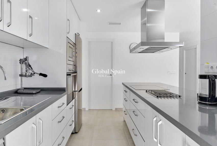 Resale - APARTMENT -
ORIHUELA COSTA - Costa Blanca