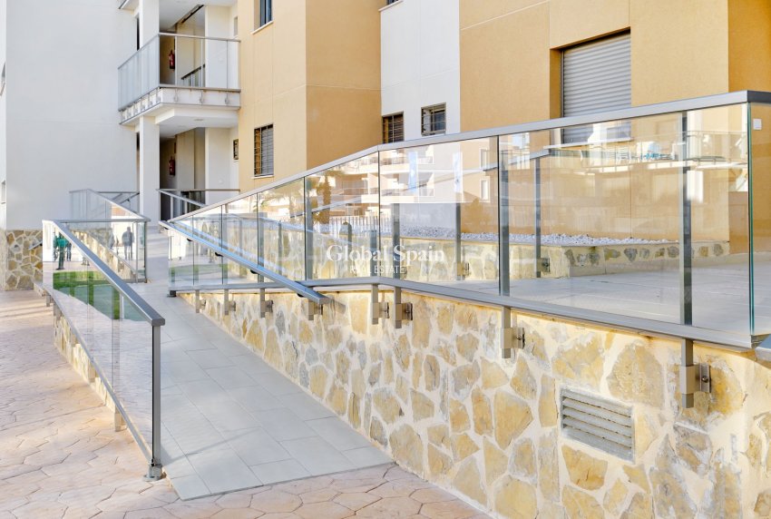 Resale - APARTMENT -
ORIHUELA COSTA - Costa Blanca