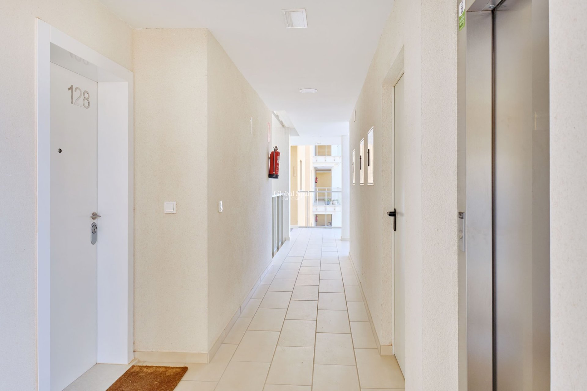 Resale - APARTMENT -
ORIHUELA COSTA - Costa Blanca