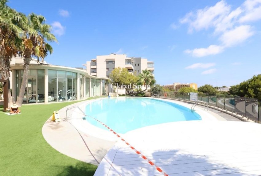 Resale - APARTMENT -
ORIHUELA COSTA - Costa Blanca