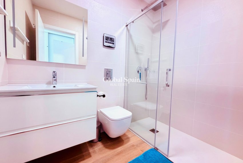 Resale - APARTMENT -
ORIHUELA COSTA - Costa Blanca