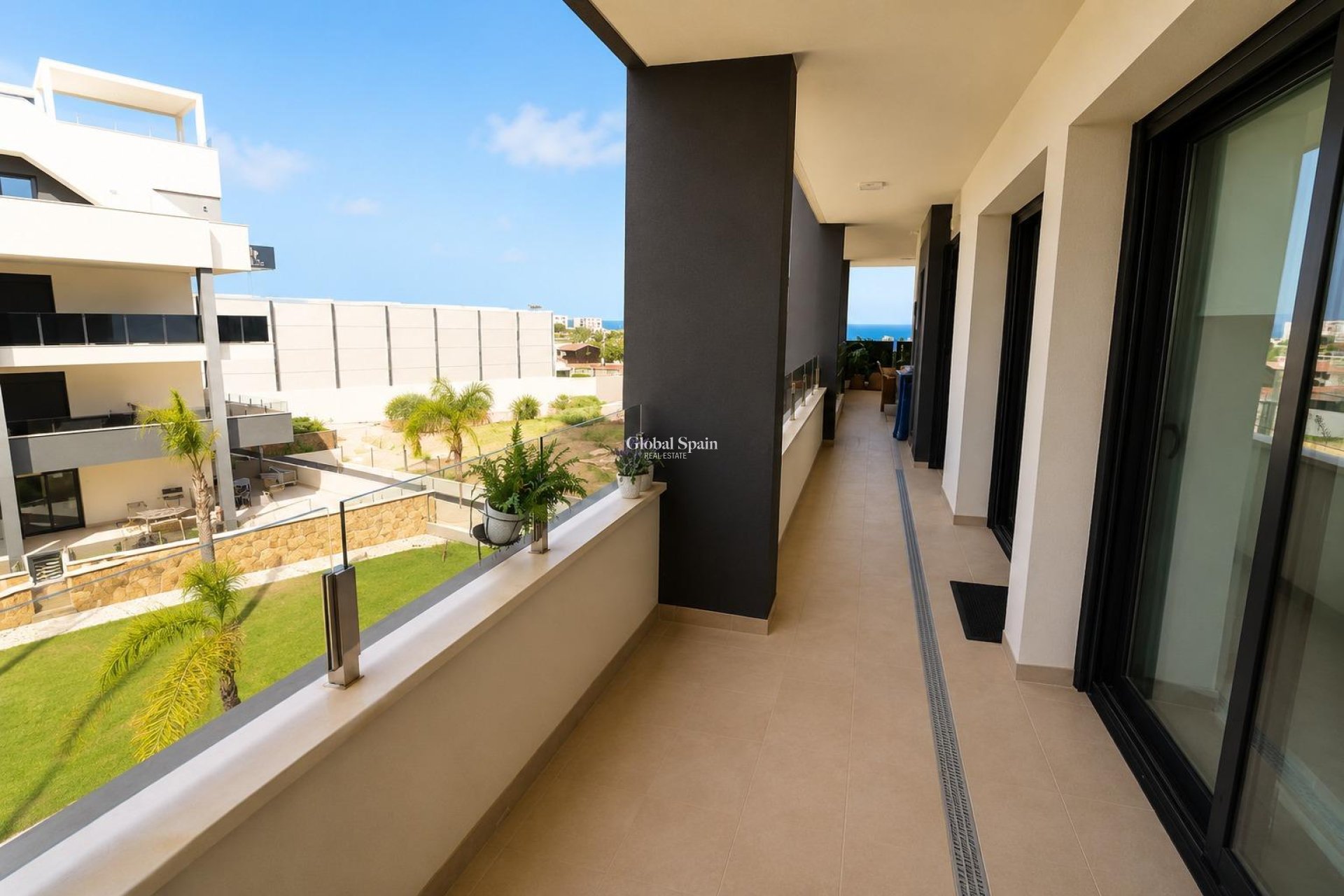 Resale - APARTMENT -
ORIHUELA COSTA - Costa Blanca
