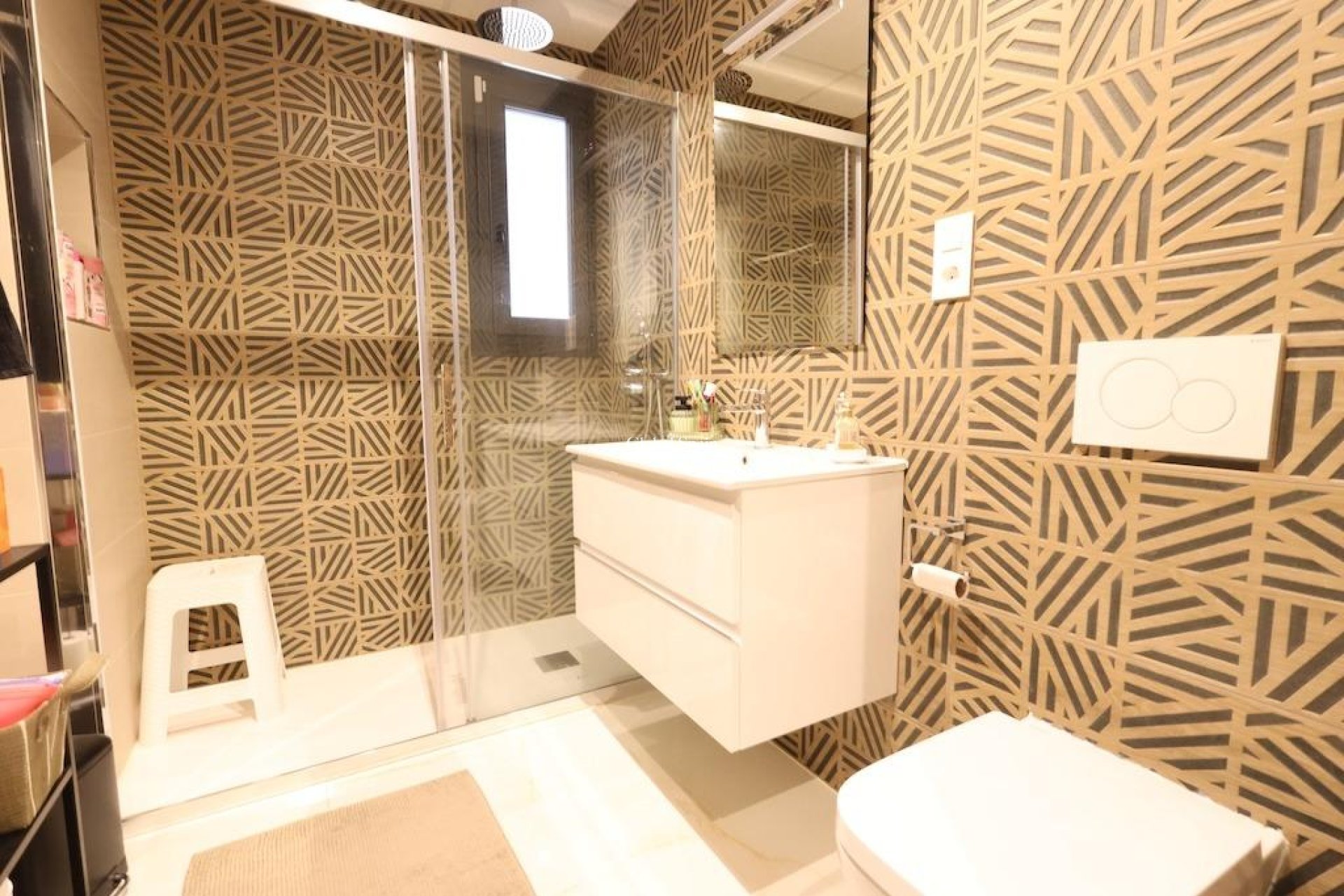 Resale - APARTMENT -
ORIHUELA COSTA - Costa Blanca