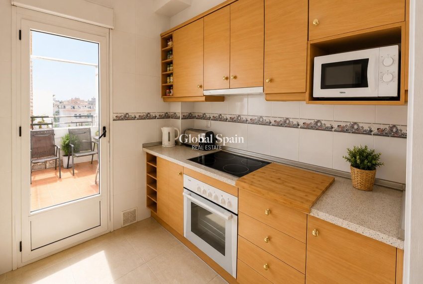 Resale - APARTMENT -
ORIHUELA COSTA - Costa Blanca