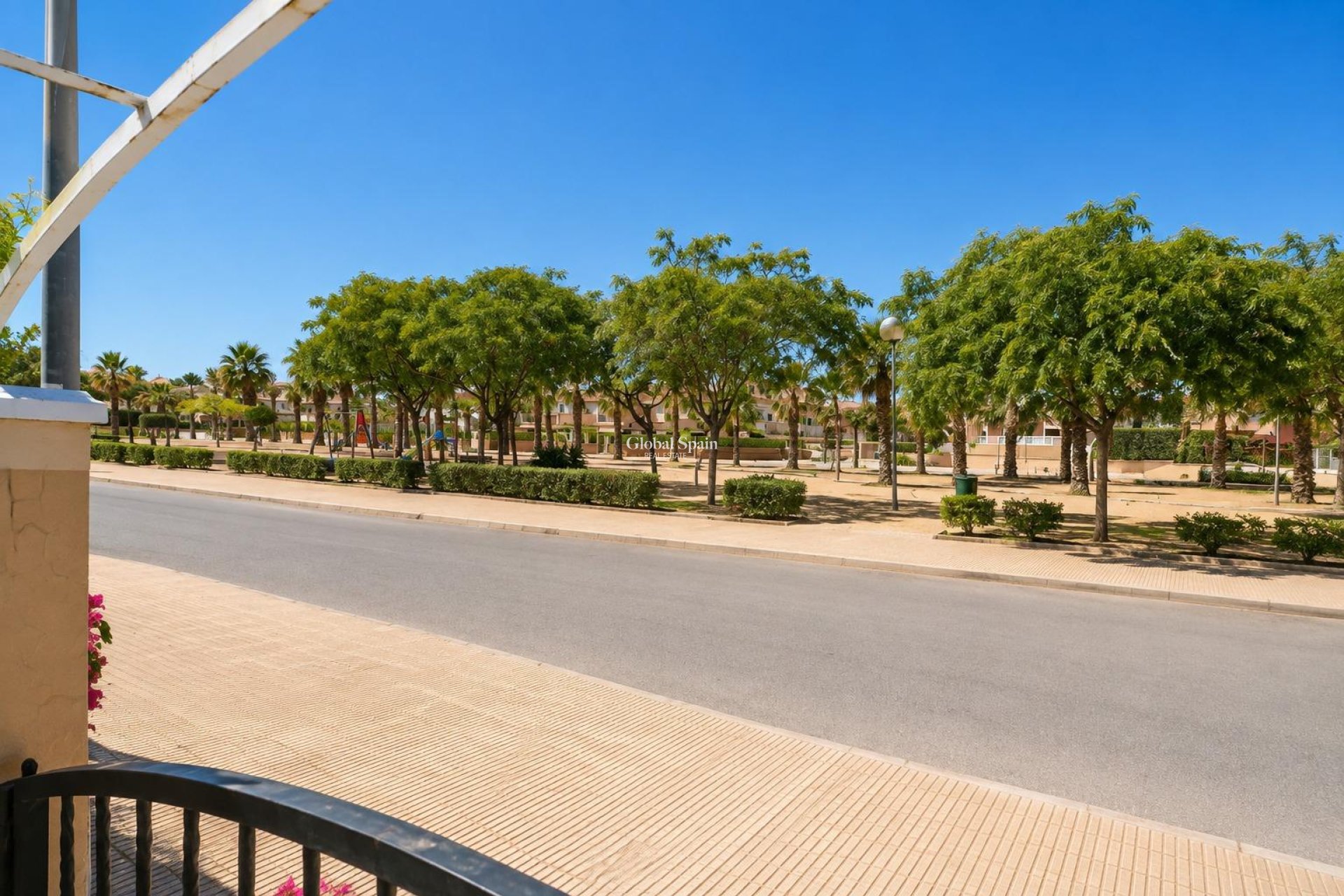 Resale - APARTMENT -
ORIHUELA COSTA - Costa Blanca