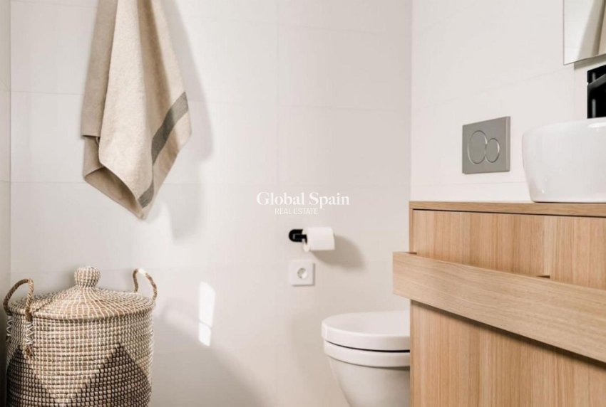 Resale - APARTMENT -
ORIHUELA COSTA - Costa Blanca
