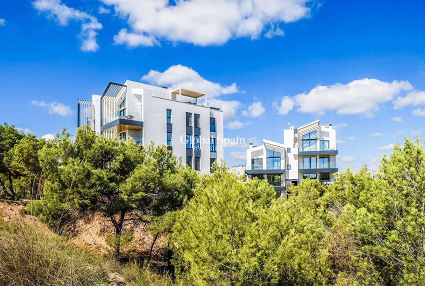 Resale - APARTMENT -
ORIHUELA COSTA - Costa Blanca