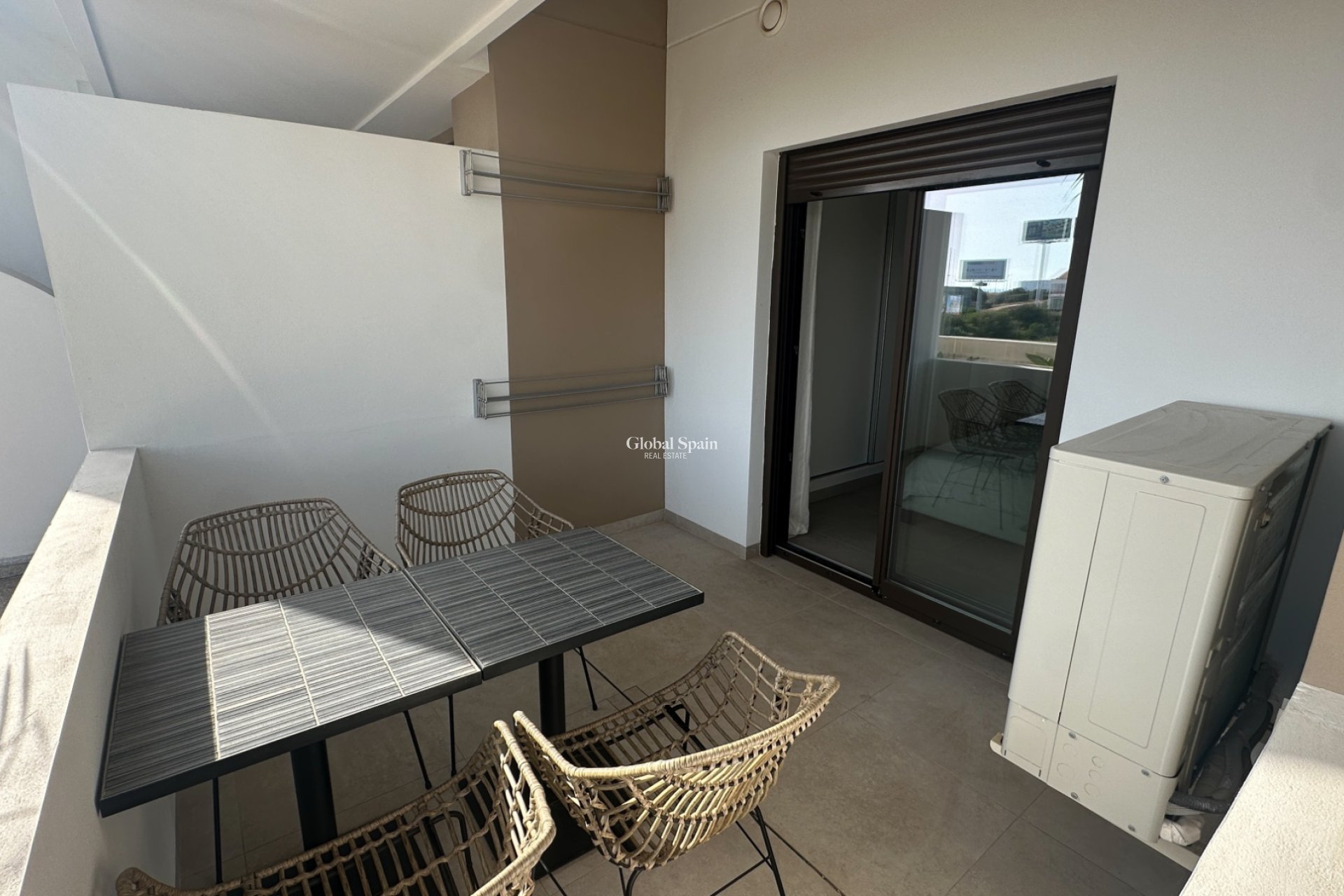 Resale - APARTMENT -
ORIHUELA COSTA - Costa Blanca