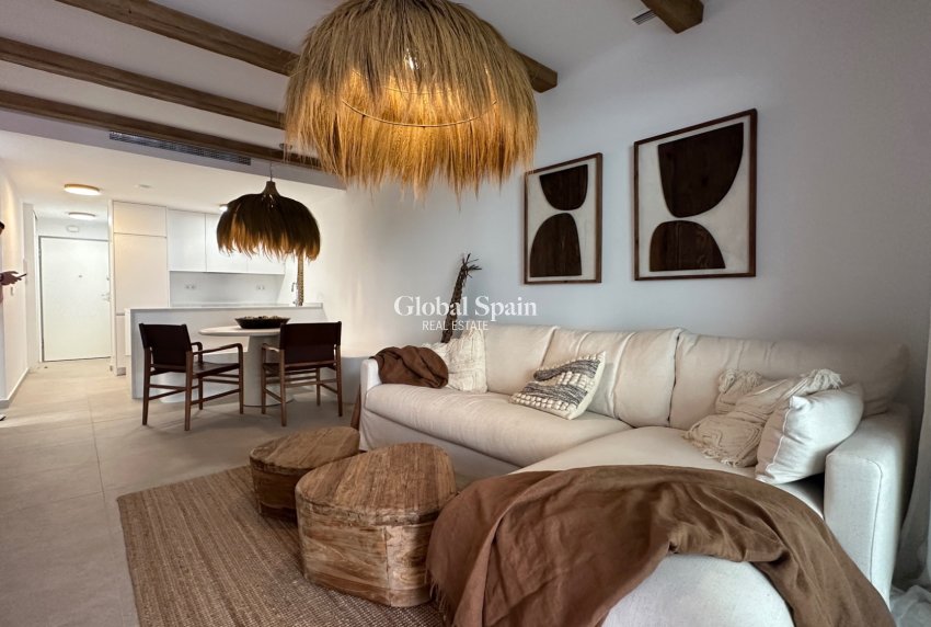 Resale - APARTMENT -
ORIHUELA COSTA - Costa Blanca