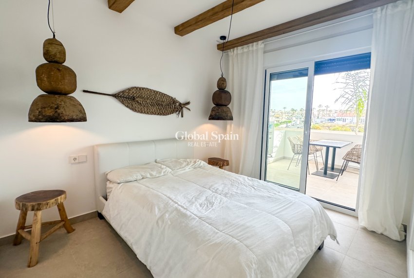 Resale - APARTMENT -
ORIHUELA COSTA - Costa Blanca