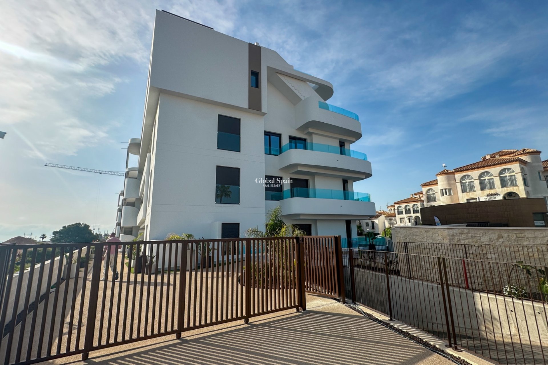 Resale - APARTMENT -
ORIHUELA COSTA - Costa Blanca