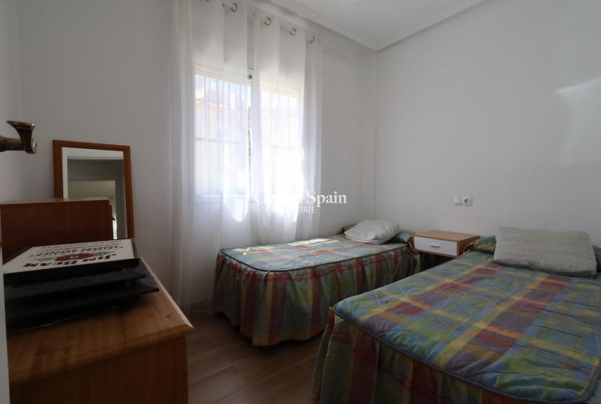 Resale - APARTMENT -
ORIHUELA COSTA - Costa Blanca