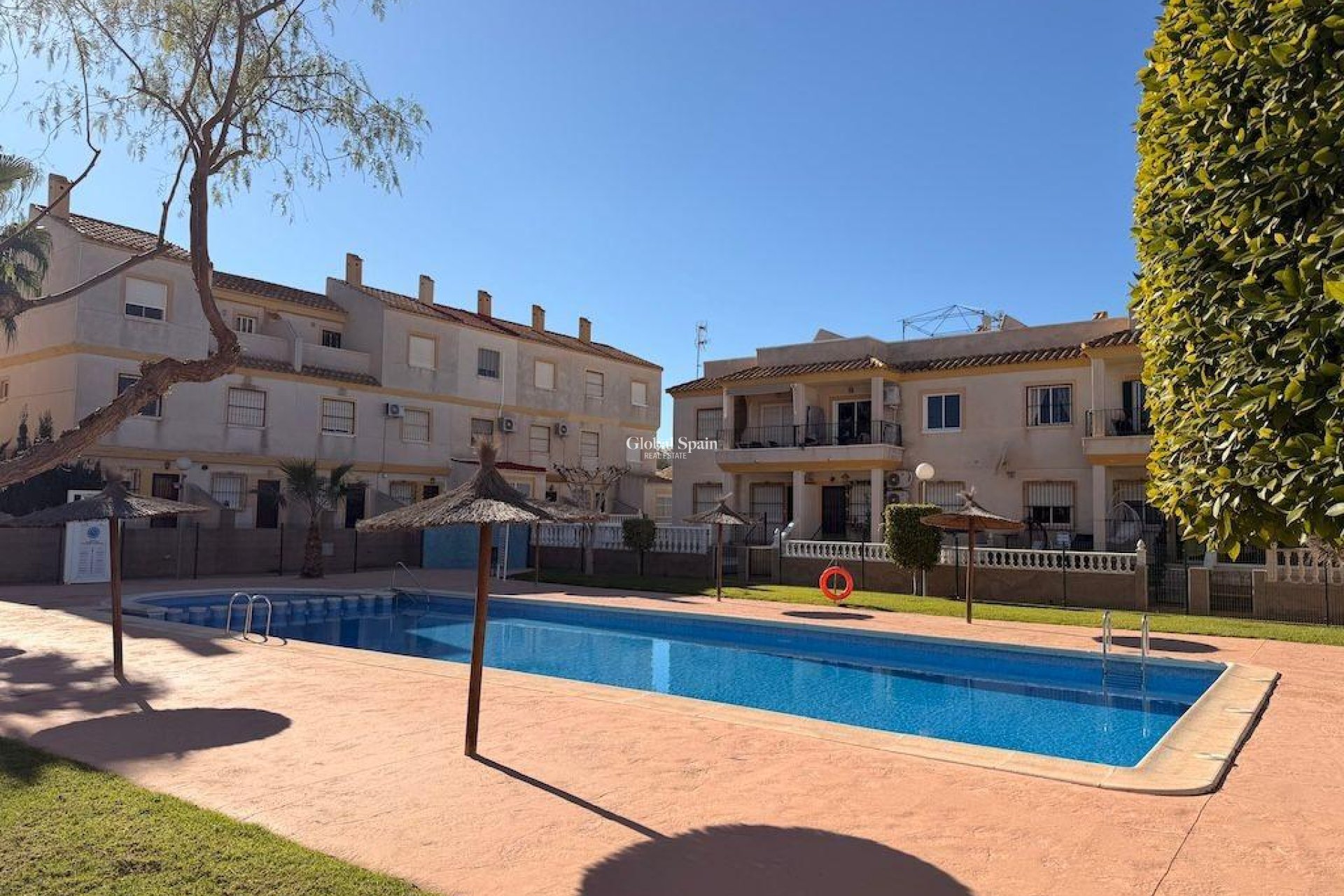 Resale - APARTMENT -
ORIHUELA COSTA - Costa Blanca