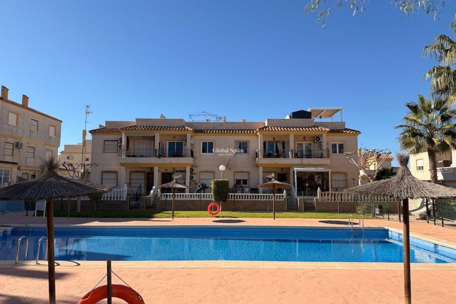 Resale - APARTMENT -
ORIHUELA COSTA - Costa Blanca