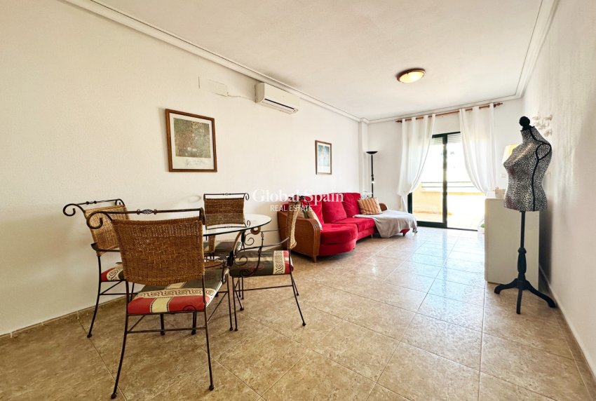Resale - APARTMENT -
ORIHUELA COSTA - Costa Blanca
