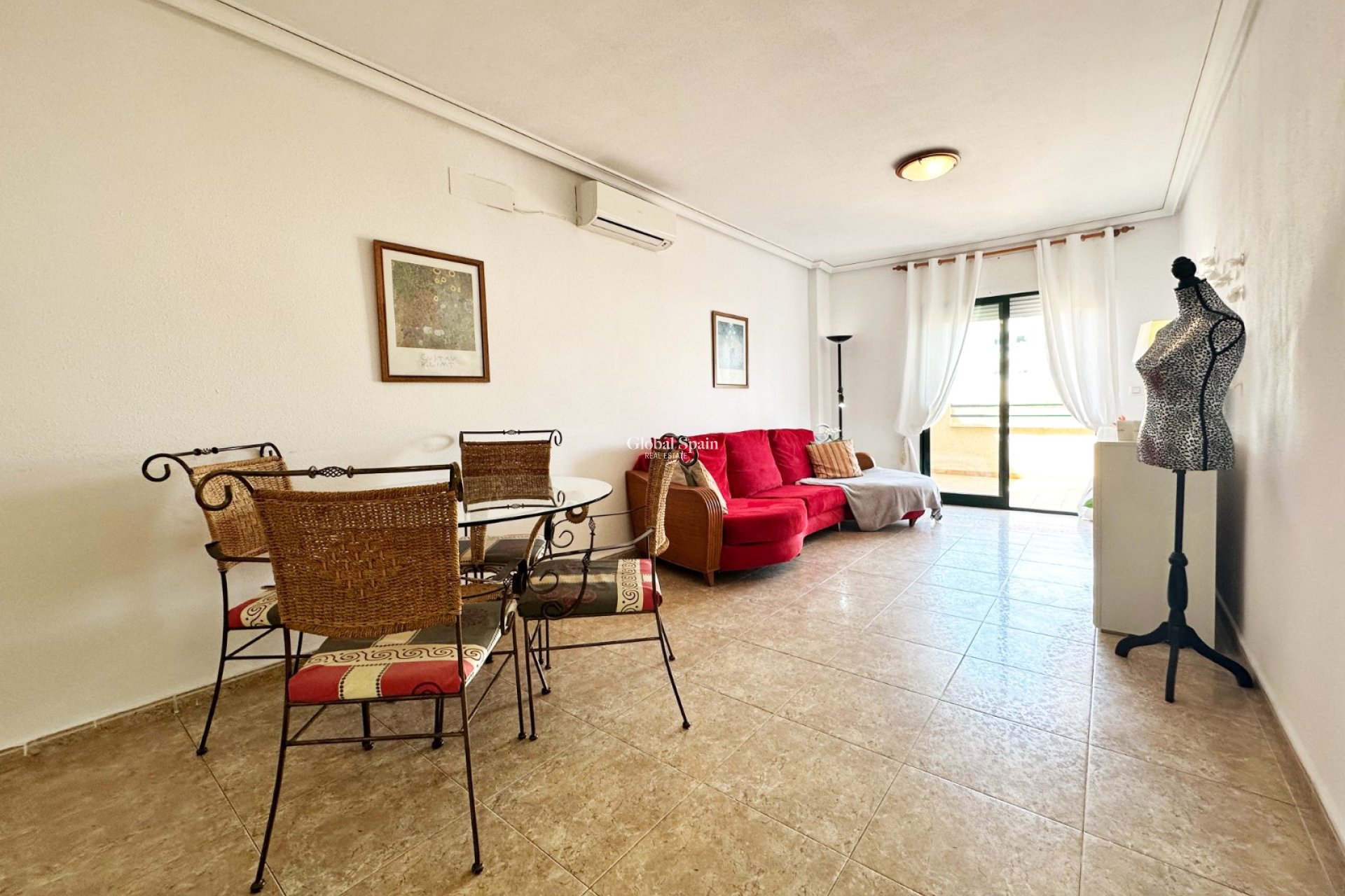 Resale - APARTMENT -
ORIHUELA COSTA - Costa Blanca