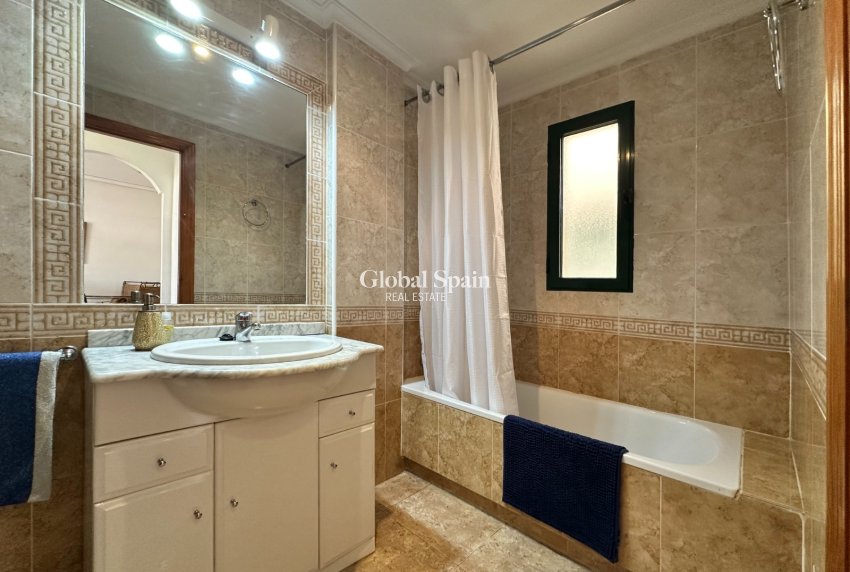 Resale - APARTMENT -
ORIHUELA COSTA - Costa Blanca