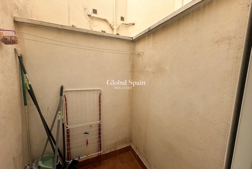 Resale - APARTMENT -
ORIHUELA COSTA - Costa Blanca