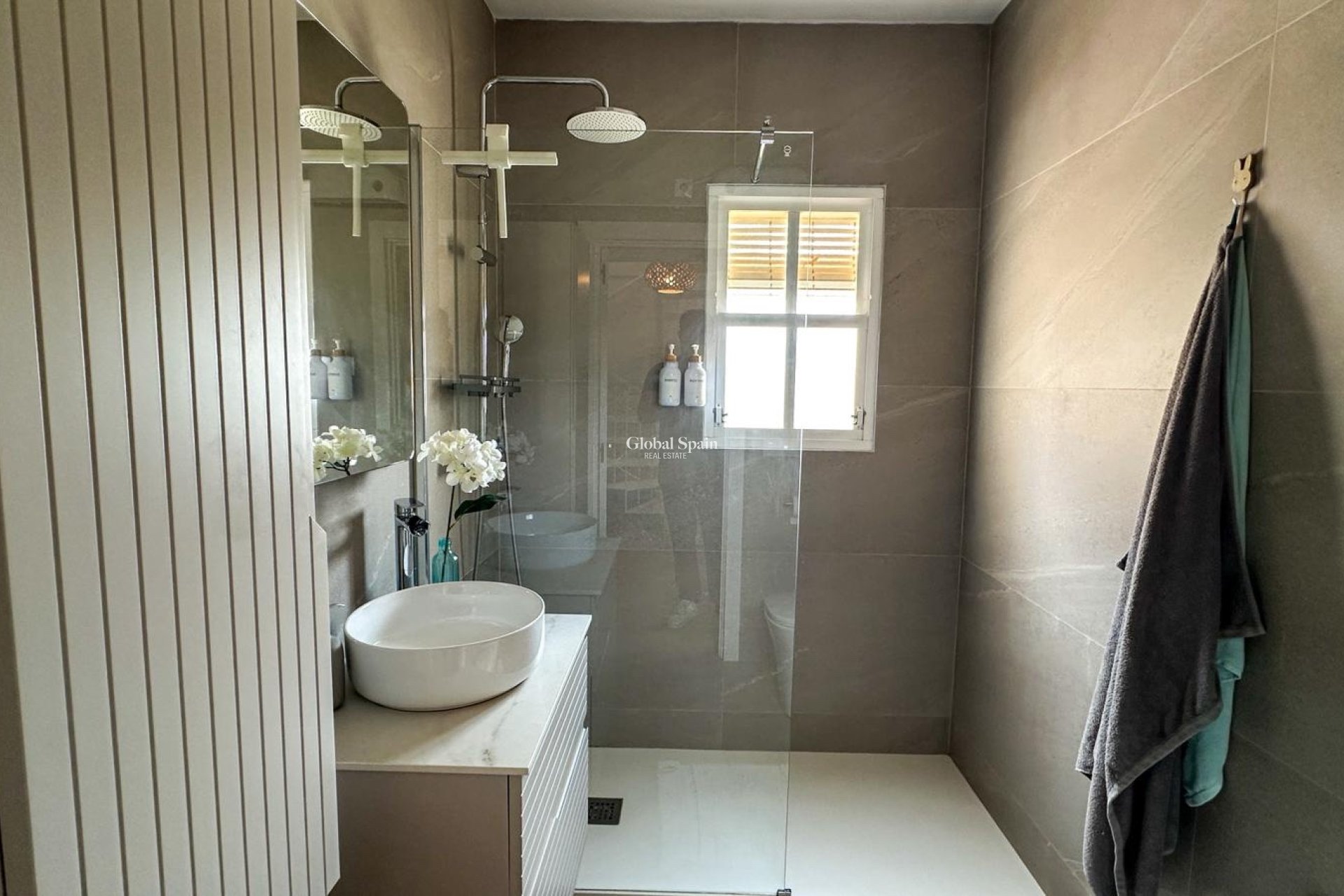Resale - APARTMENT -
ORIHUELA COSTA - Costa Blanca
