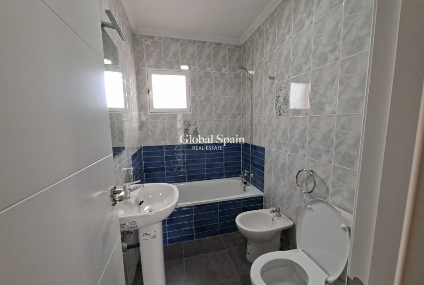 Resale - APARTMENT -
ORIHUELA COSTA - Costa Blanca