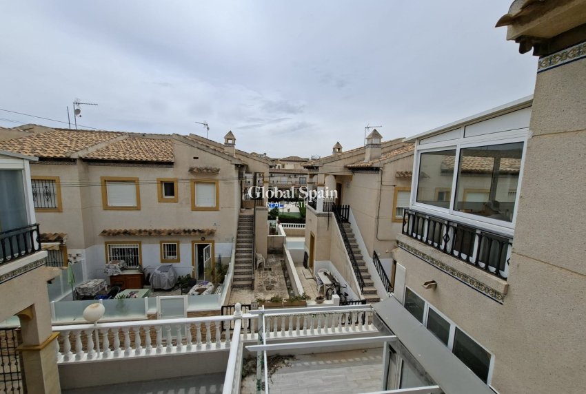 Resale - APARTMENT -
ORIHUELA COSTA - Costa Blanca