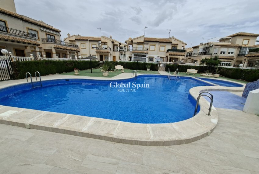Resale - APARTMENT -
ORIHUELA COSTA - Costa Blanca