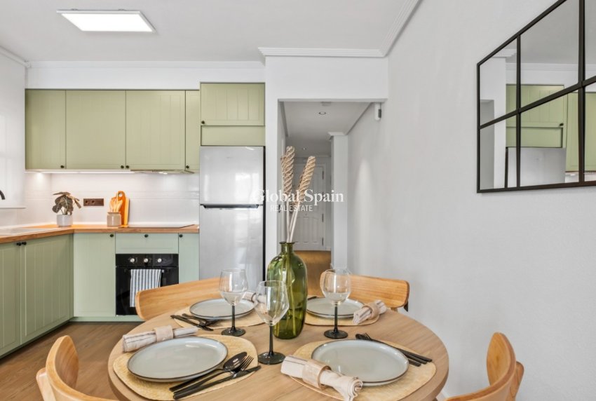 Resale - APARTMENT -
ORIHUELA COSTA - Costa Blanca