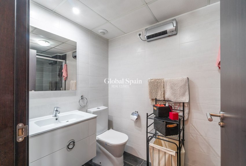 Resale - APARTMENT -
ORIHUELA COSTA - Costa Blanca