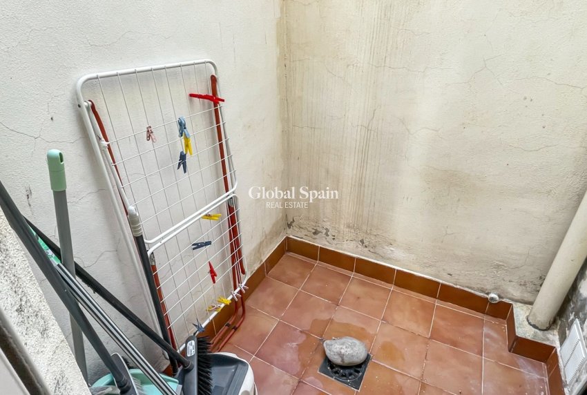 Resale - APARTMENT -
ORIHUELA COSTA - Costa Blanca