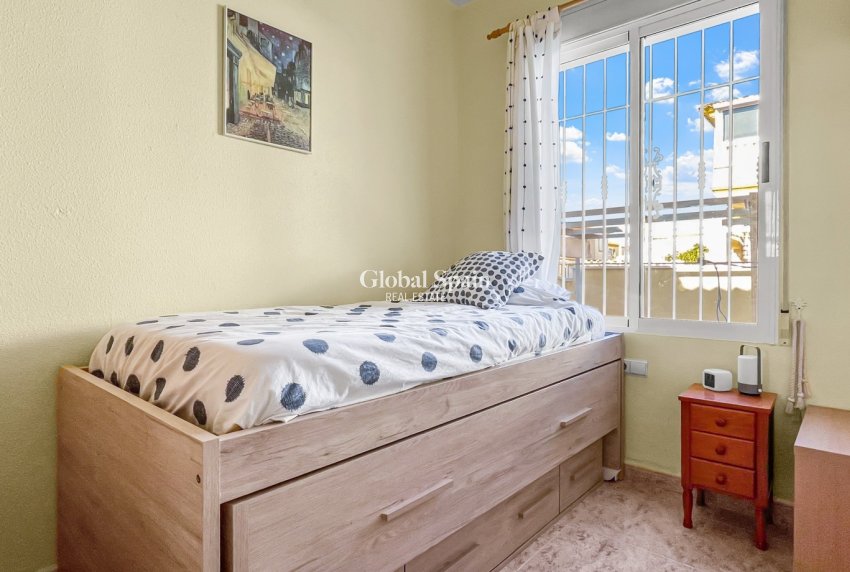 Resale - APARTMENT -
ORIHUELA COSTA - Costa Blanca