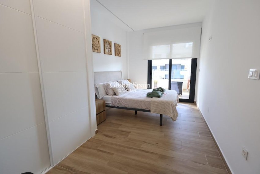 Resale - APARTMENT -
ORIHUELA COSTA - Costa Blanca