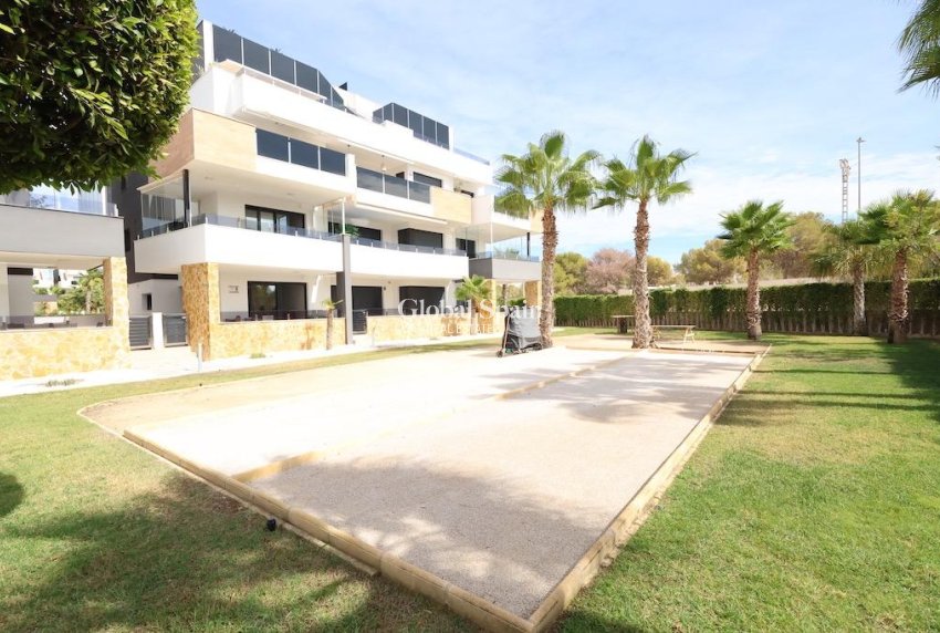 Resale - APARTMENT -
ORIHUELA COSTA - Costa Blanca