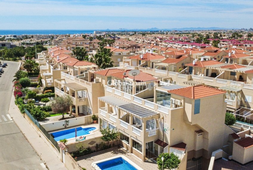 Resale - APARTMENT -
ORIHUELA COSTA - Costa Blanca