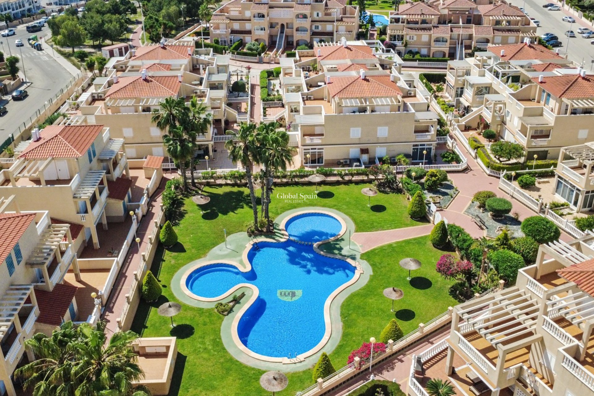 Resale - APARTMENT -
ORIHUELA COSTA - Costa Blanca