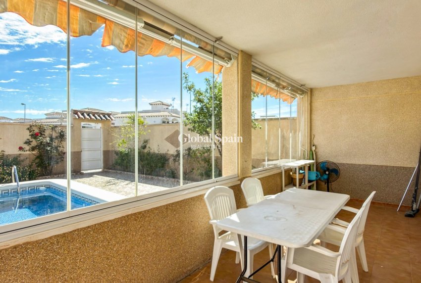 Resale - APARTMENT -
ORIHUELA COSTA - Costa Blanca